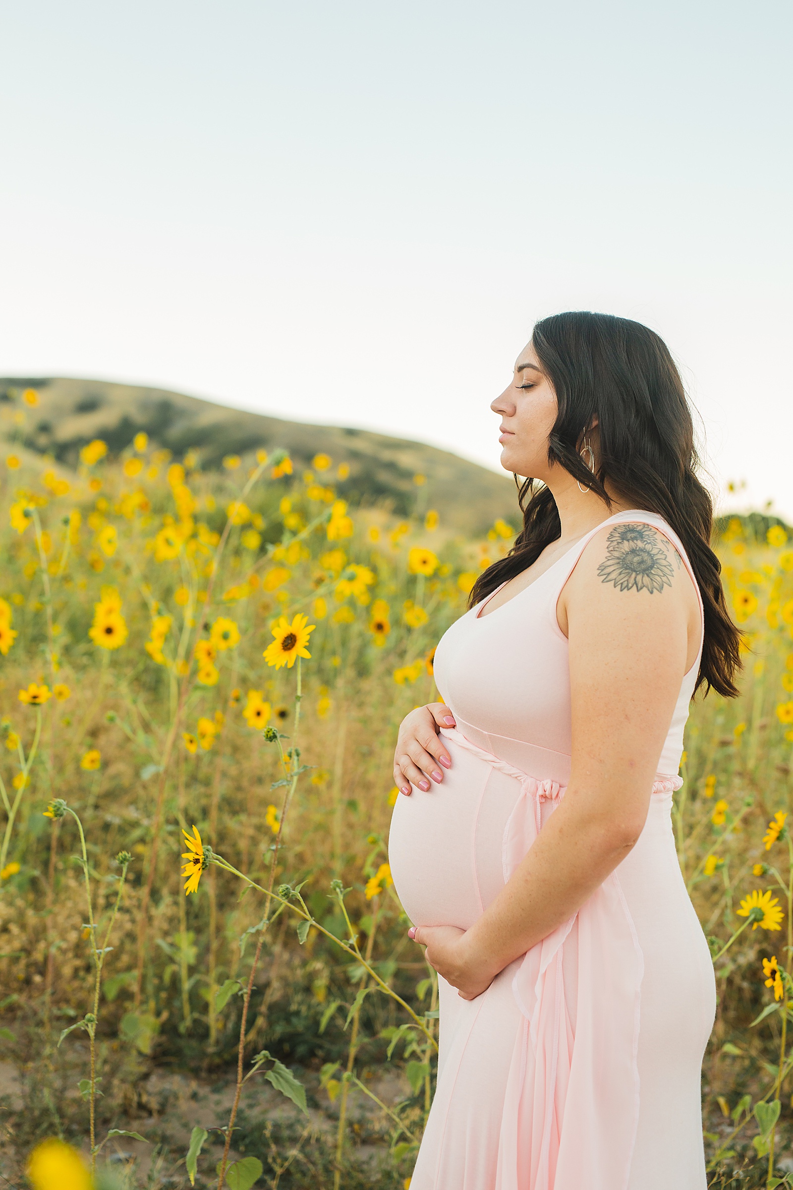Sunflower Field Maternity Session | Utah Maternity Photographer