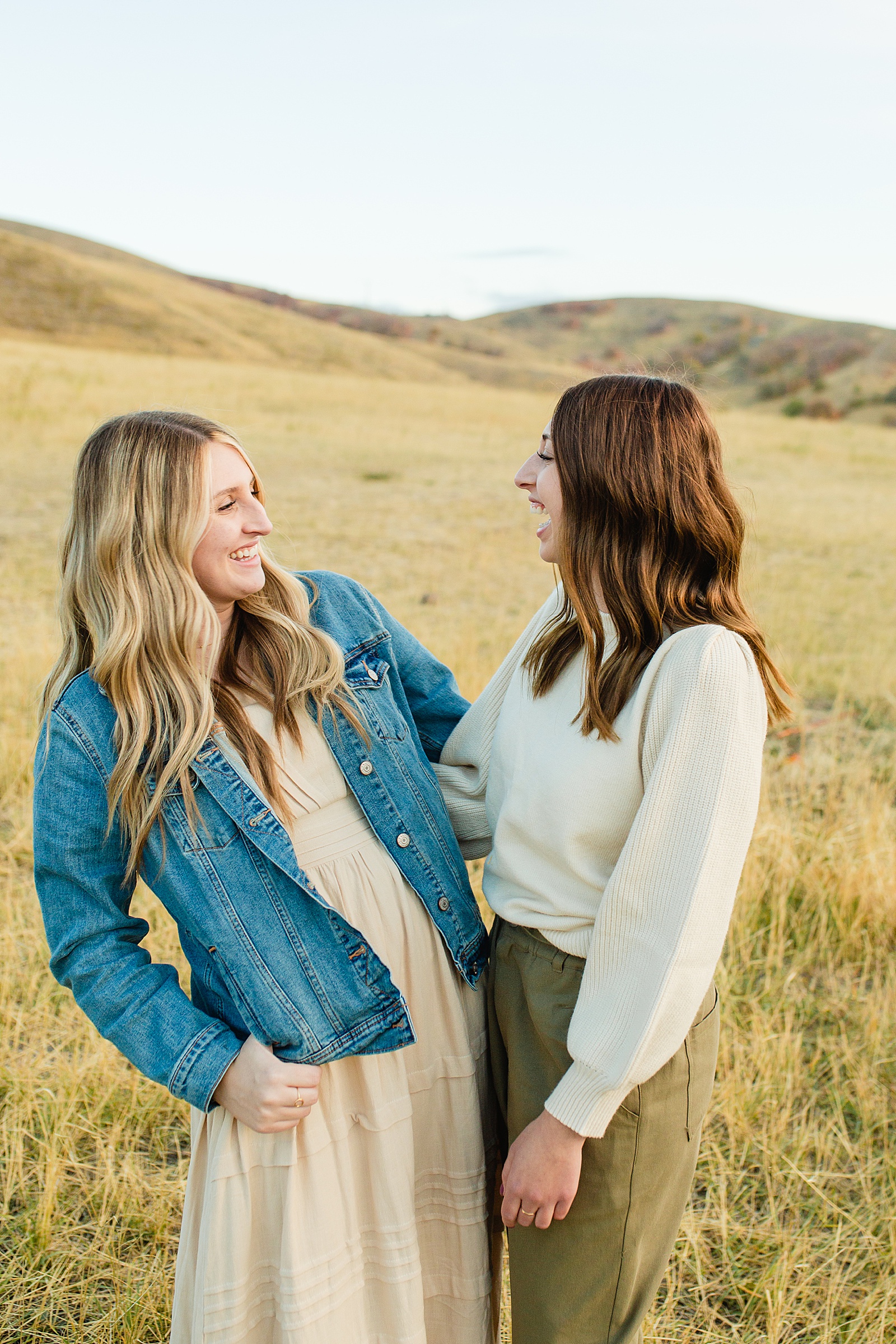 Extended Family Pictures at Tunnel Springs Park | Fall Family Pictures 