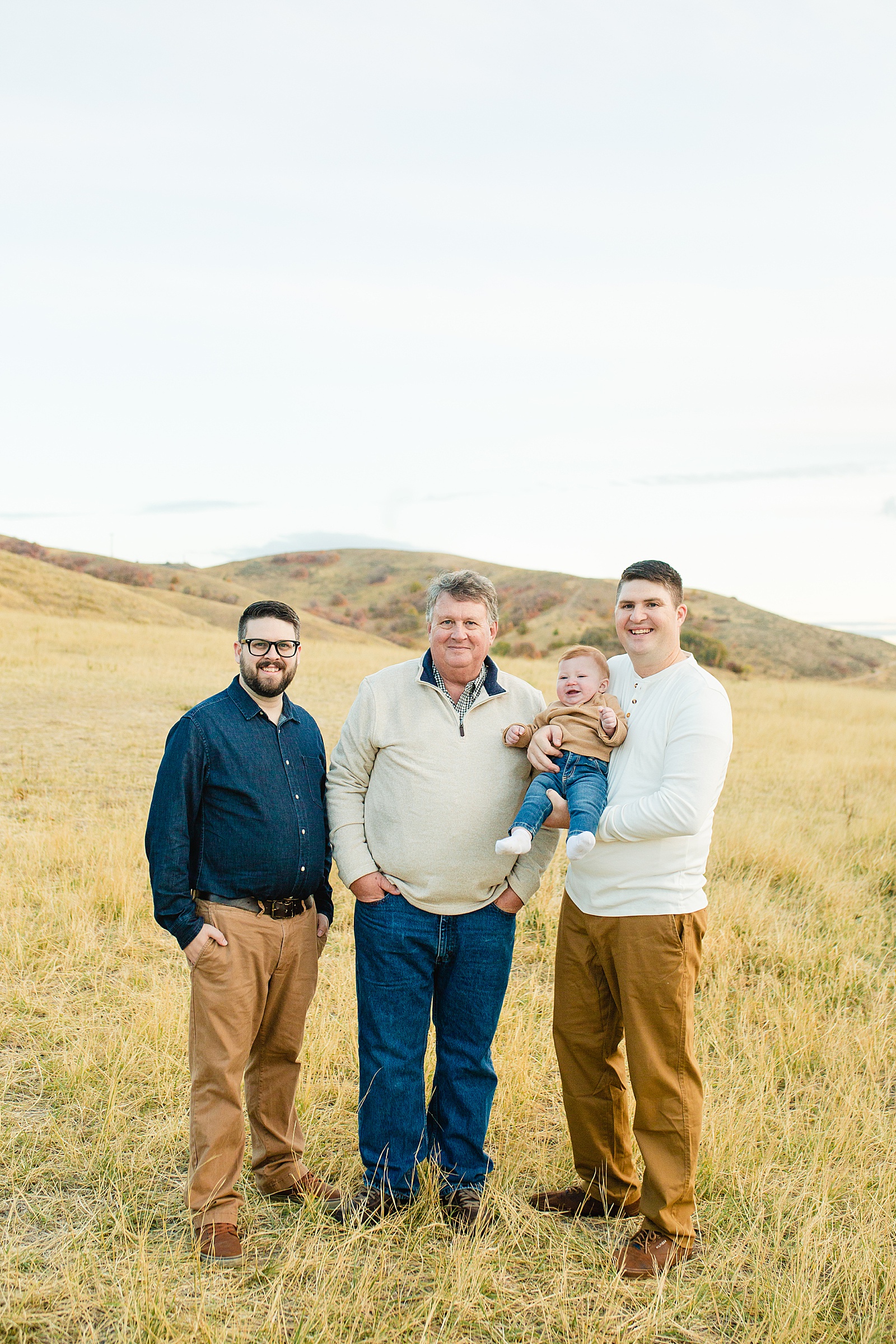 Extended Family Pictures at Tunnel Springs Park | Fall Family Pictures 