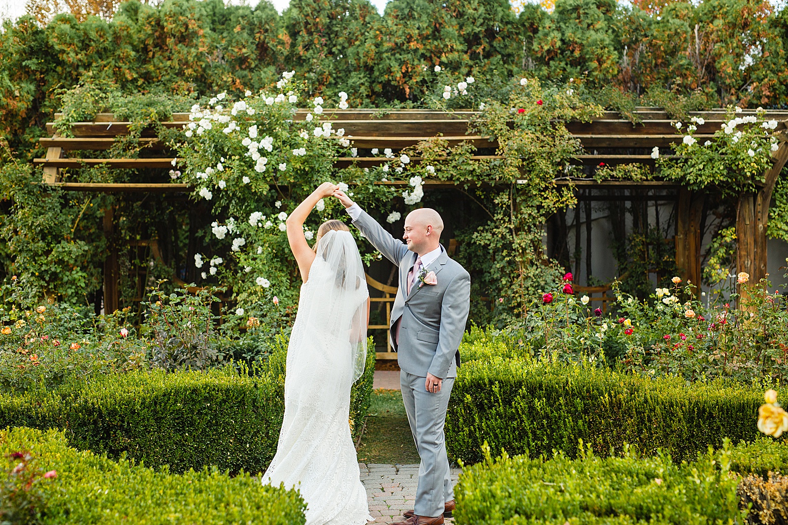 Thanksgiving Point Bridal Session | Utah Photographer