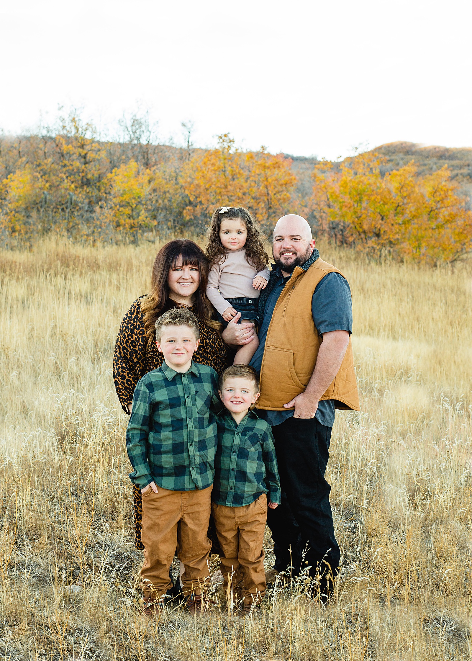 What to wear to Fall Family Pictures | Utah Family Photographer 