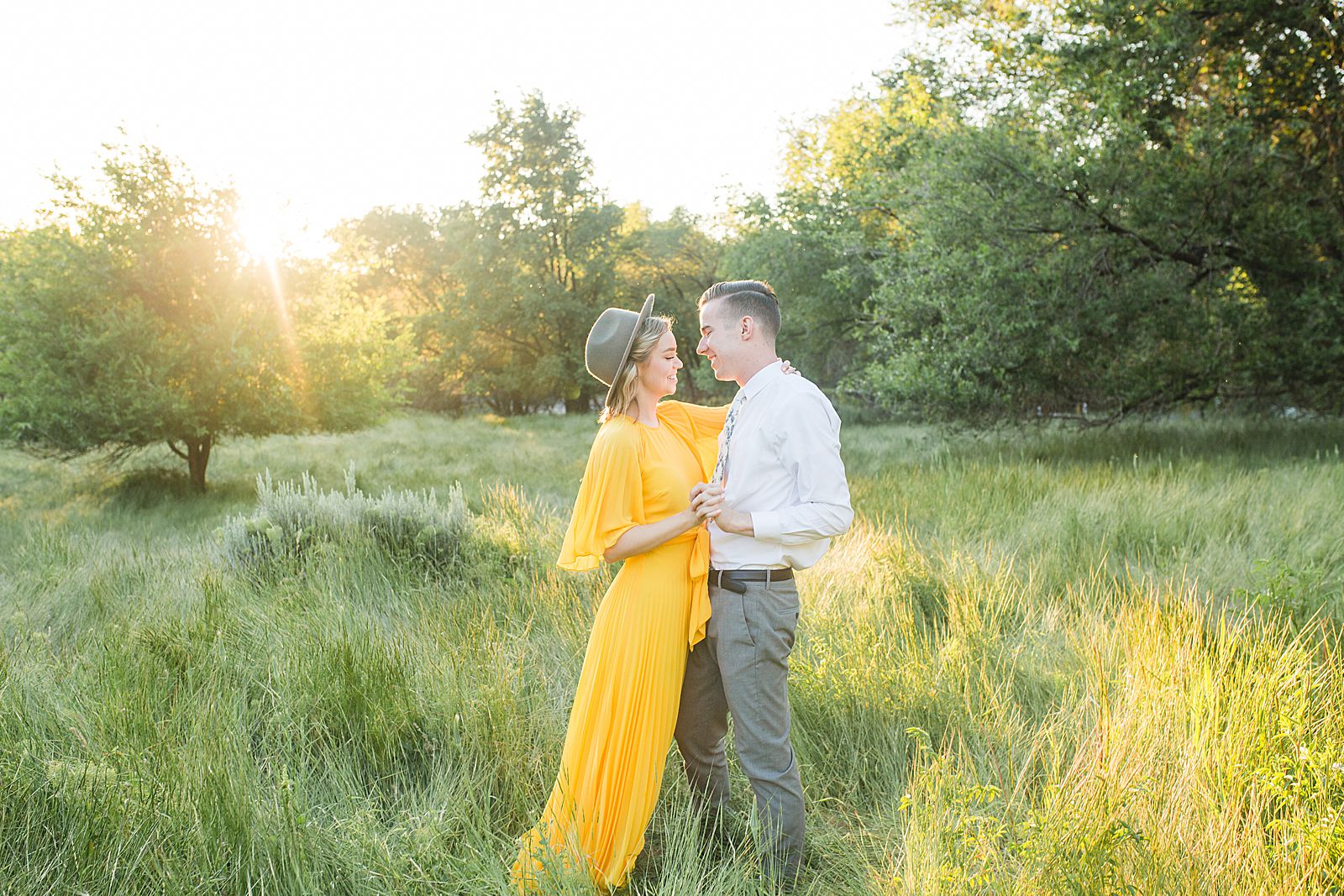 Elegant Engagement Session | Blooms and Branches Bouquet