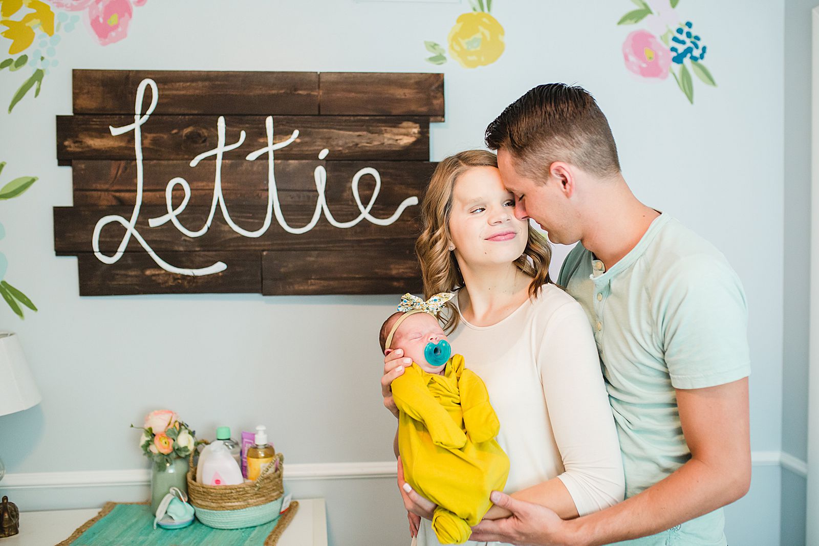 Lifestyle Newborn Session | Lettie's Newborns
