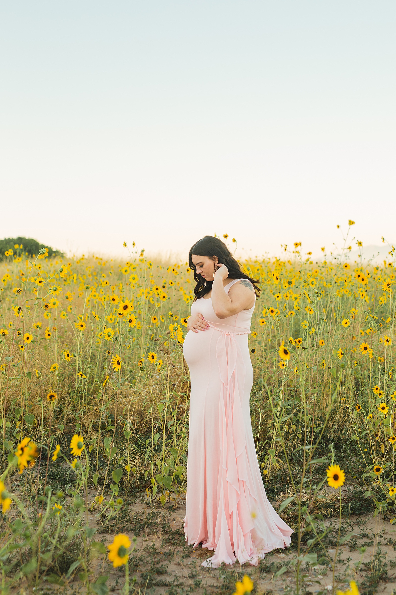 Sunflower Field Maternity Session | Utah Maternity Photographer